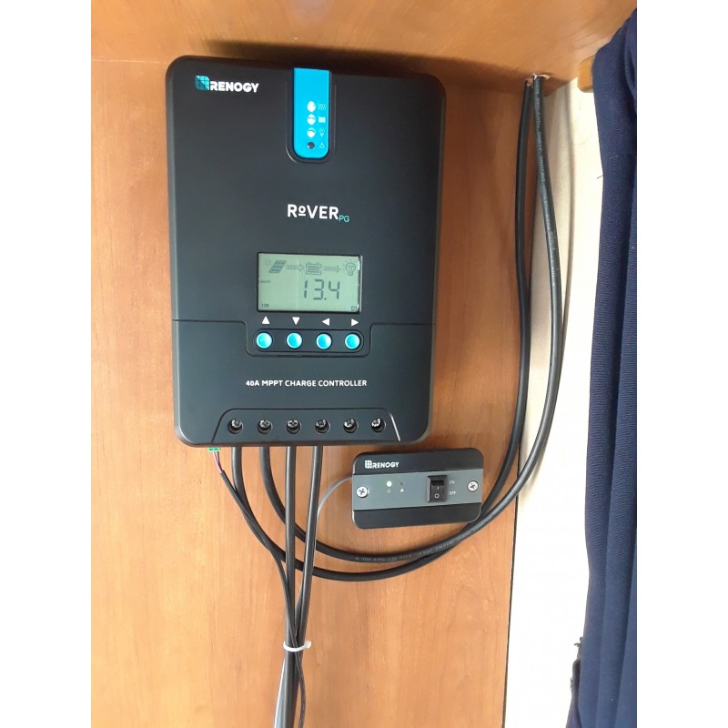 Renogy 12V 500W RV Solar Kit / Renogy 3000W PureSine Inverter / 30A